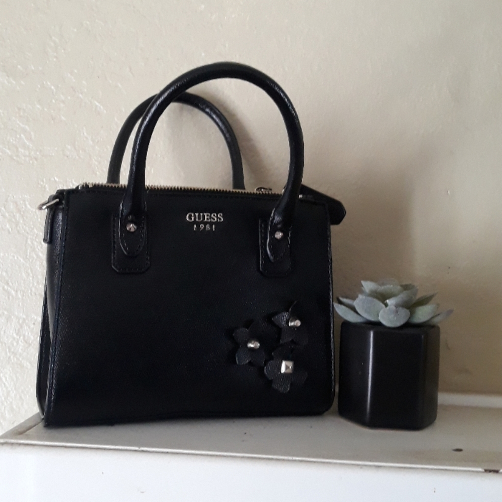 Mini guess bag
